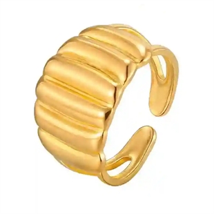 Wave Ring – Bred Forgyldt Ring til Kvinder i Ædelstål