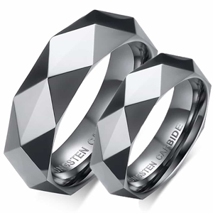 Flot faceteret tungsten ring